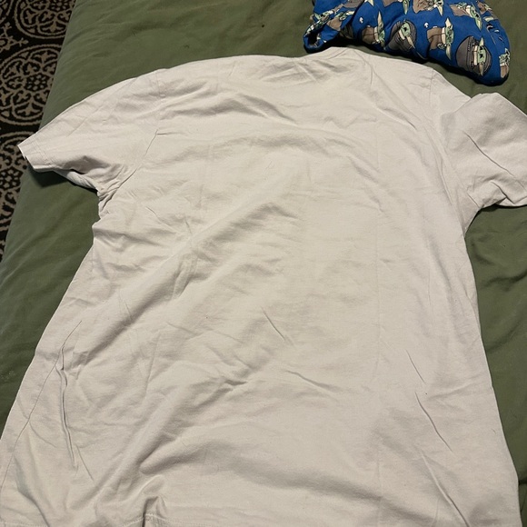 Common Room Harry Potter Tshirt - Picture 3 of 4